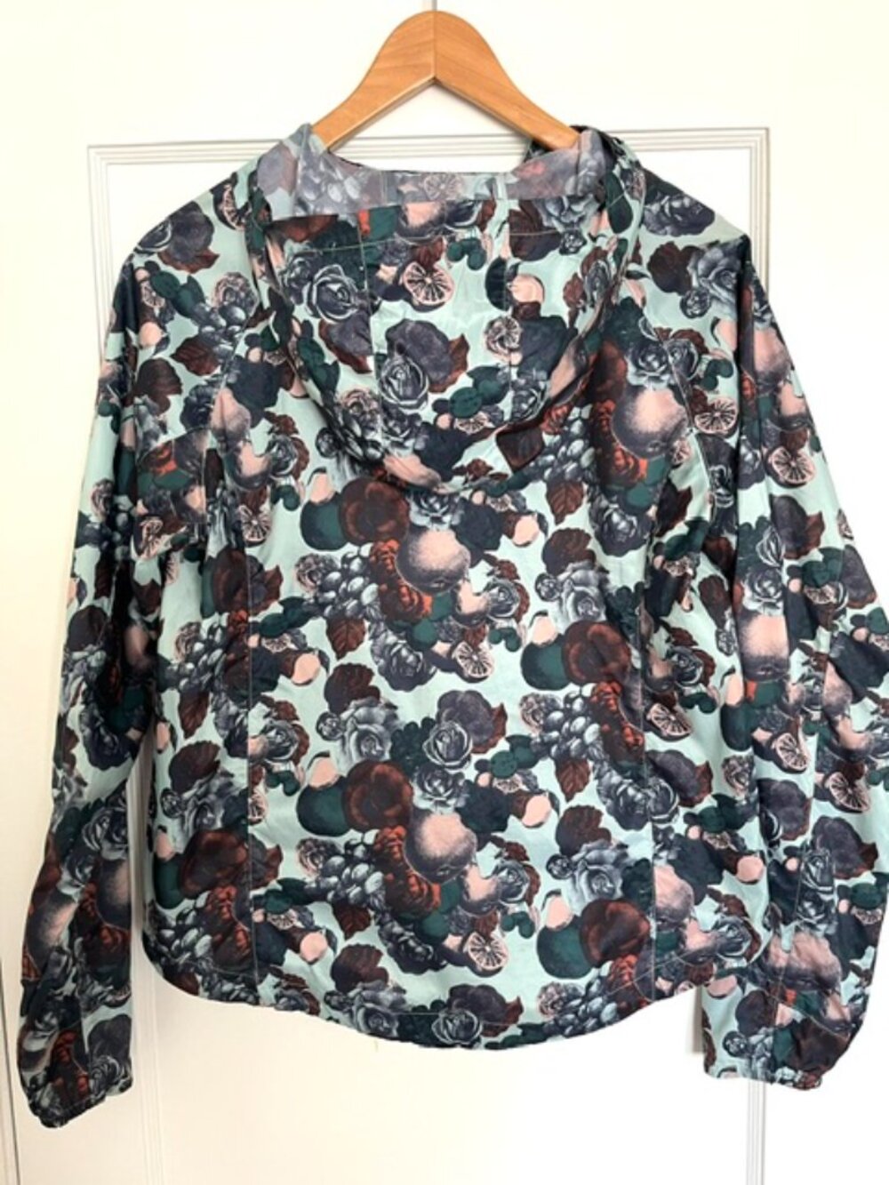 Oiselle Pulloever Lightweight Running Jacket | Size XS - Picture 4 of 8